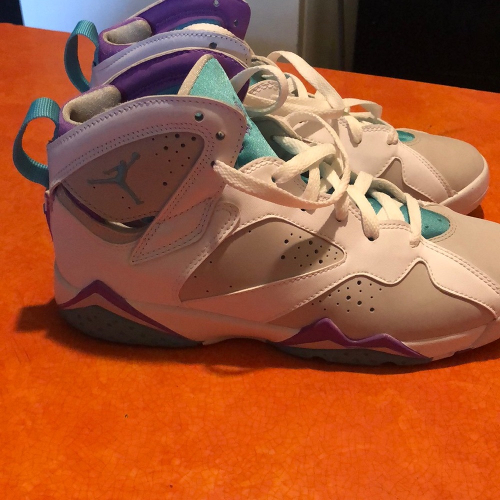 Air Jordan women’s shoes